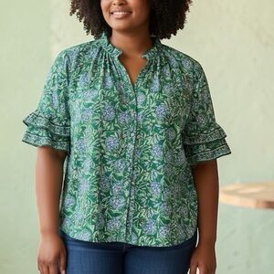 Max Studio Floral Green Blouse
Tiered Ruffle Short Sleeve Peasant Style 1X